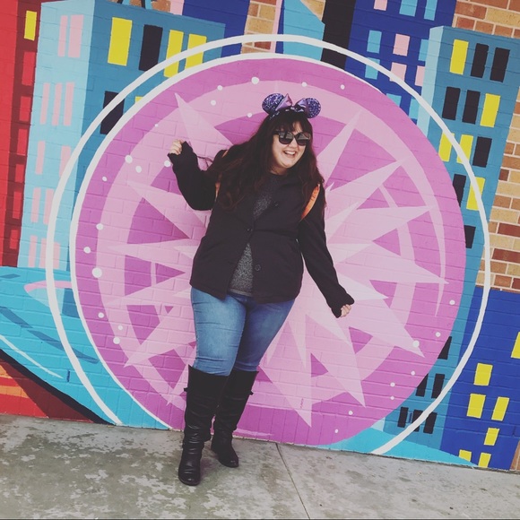 Meet your Posher, Rachel - Picture 6 of 8